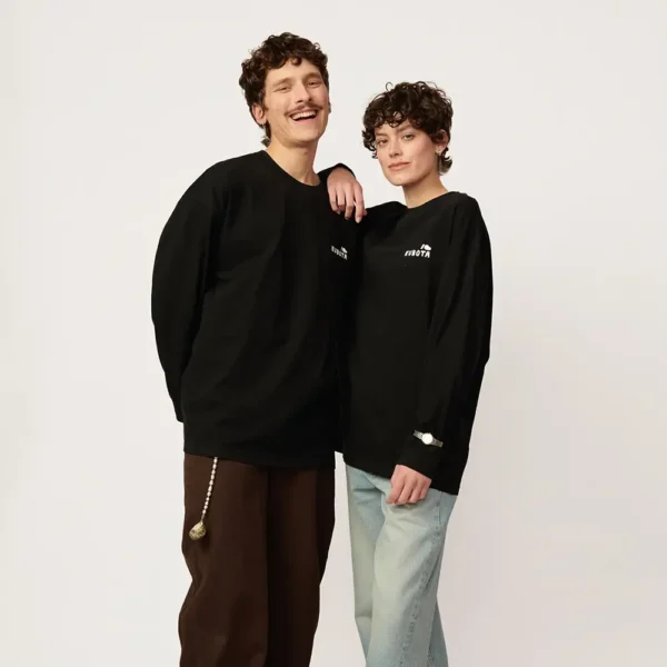Longsleeve bawełniany Comfy Club czarny oversize