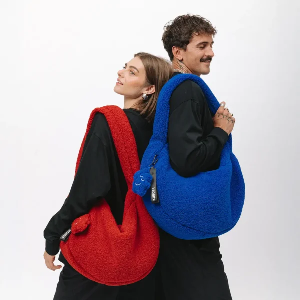Torba z polaru Cushy z brelokiem Comfy Club czerwona